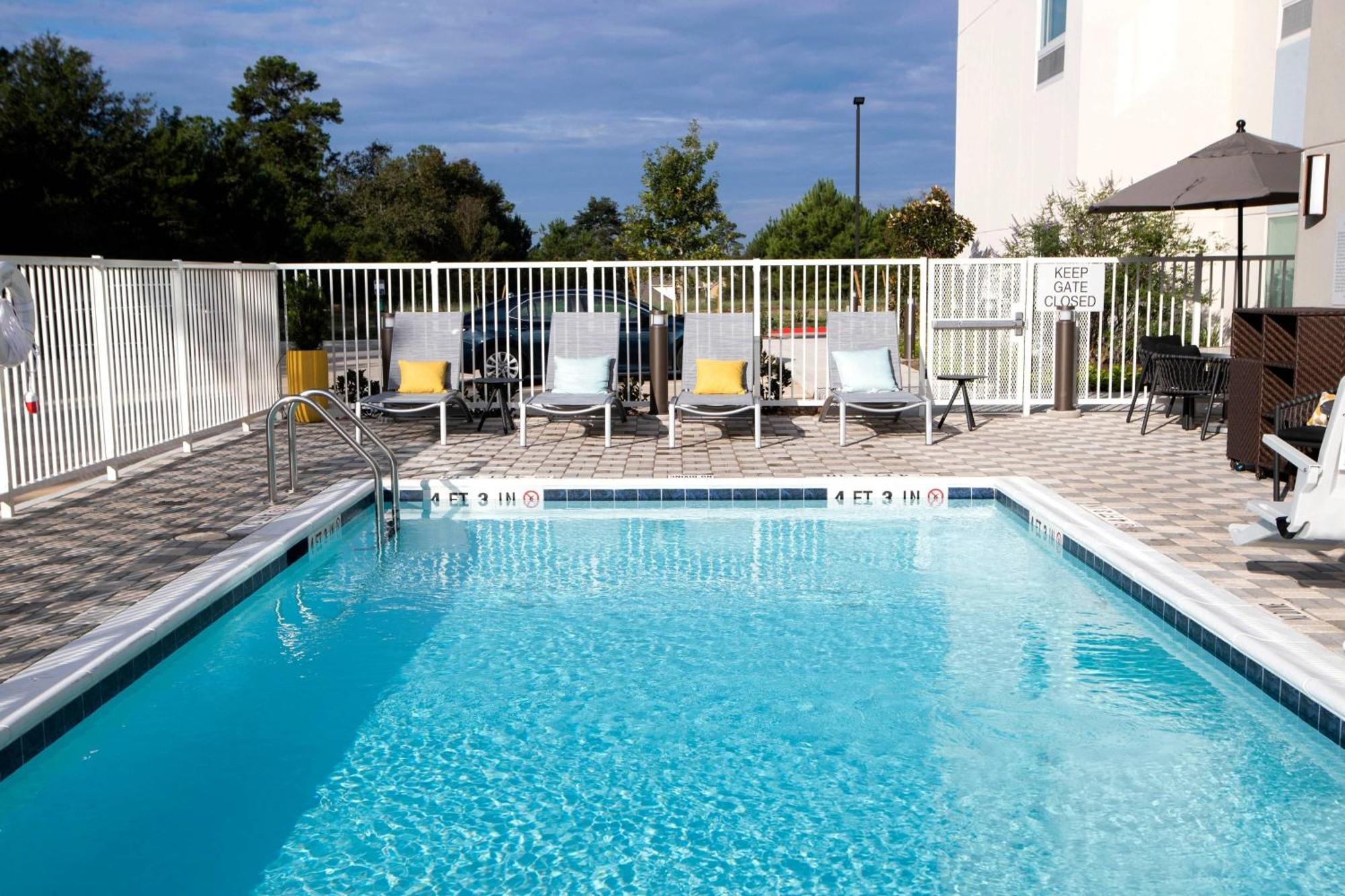 Towneplace Suites By Marriott Conroe Εξωτερικό φωτογραφία